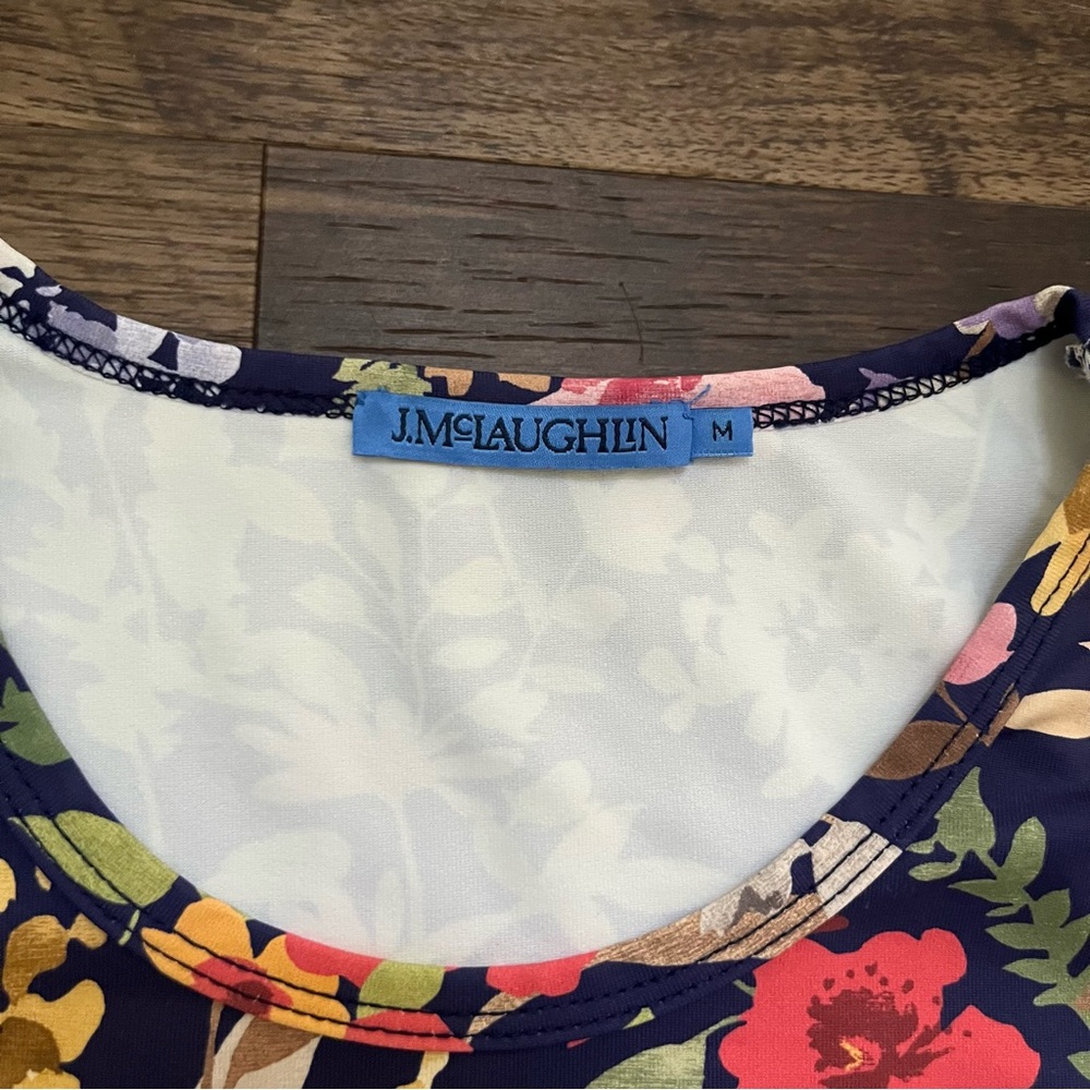 J. McLaughlin blue floral flowers Catalina cloth stretch blouse shirt medium - Picture 2 of 8